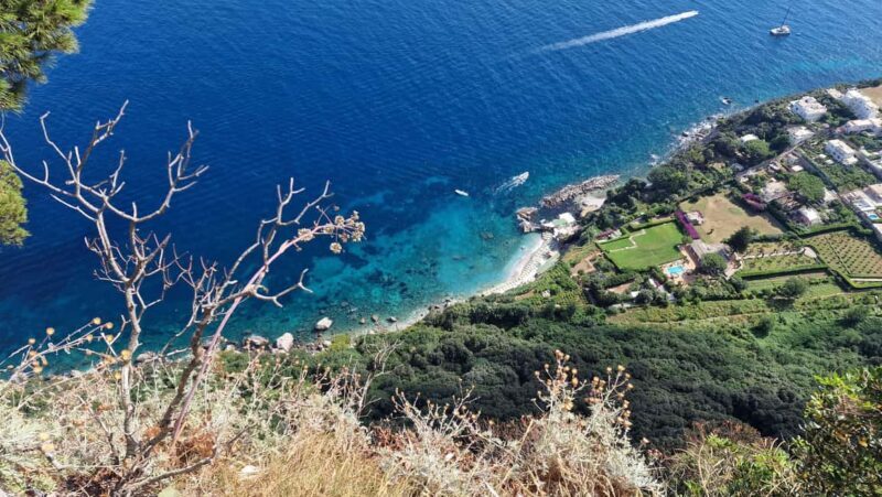 Sorrento: Private Boat Tour to Capri with Blue Grotto - Exploring the Experience: A Deep Dive into the Tour