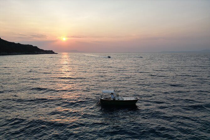 Sorrento Sunset Experience With Prosecco, Limoncello and Snacks - FAQs