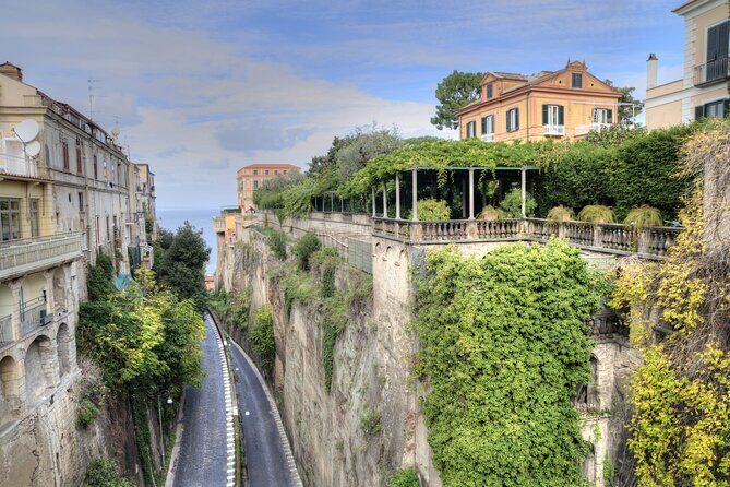 Sorrento Walking Tour & Limoncello Tasting - Authentic Experiences: What People Are Saying