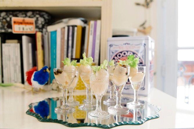 Soufflé Class & Brasserie Lunch with Champagne in Parisian Home - FAQs