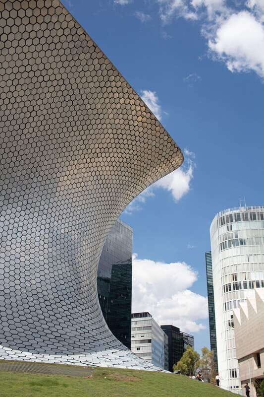 Soumaya: the greatness of Mexican & western art. - Key Points