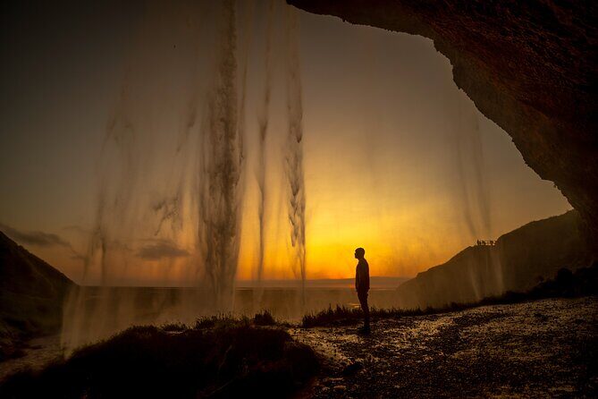 South Iceland Highlights and Northern Lights Combo Full-Day Tour - Return to Reykjavík and Rest Before the Night