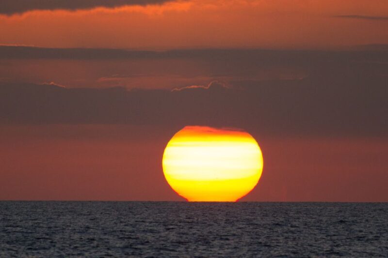 South Maui Sunset & Celestial Cruise - The Star Gazing and Winter Bonus