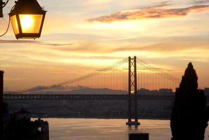 South of Lisbon Private Tour - Cacilhas - Almada - Costa da Caparica - FAQ