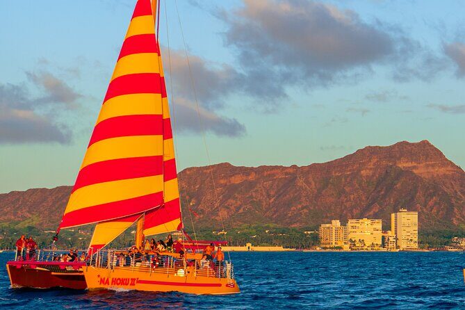 South Shore Open Sail from Kewalo Harbor Including Drinks - FAQ