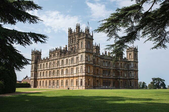 Southampton to Heathrow Private Transfer - The Drivers: Professionalism and Local Knowledge