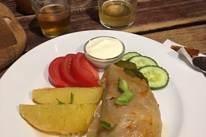 Soviet Times in Vilnius - Private Walking Tour with Lunch - Key Points