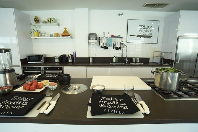Spanish Cooking Class & Triana Market Tour in Sevilla - Final Thoughts: Who Should Sign Up?