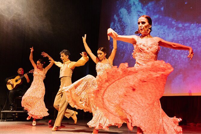 Spanish Flamenco Show in Puerto de la Cruz - The Performers and Performance Style
