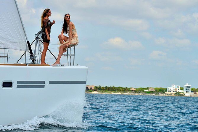 Special offer COMBO 2x1 (Tour to Isla Mujeres and Chichén Itzá ) for 1 price! - Key Points