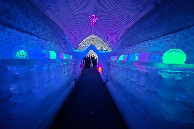 Spectacular Hot Spring Experience with Northern Lights - Key Points