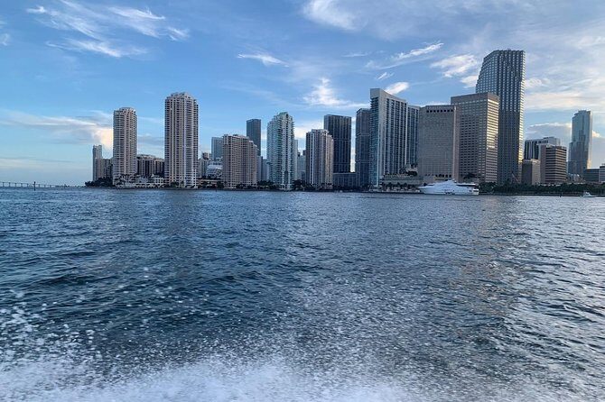 Speedboat Sightseeing Adventure of Miami - Summary