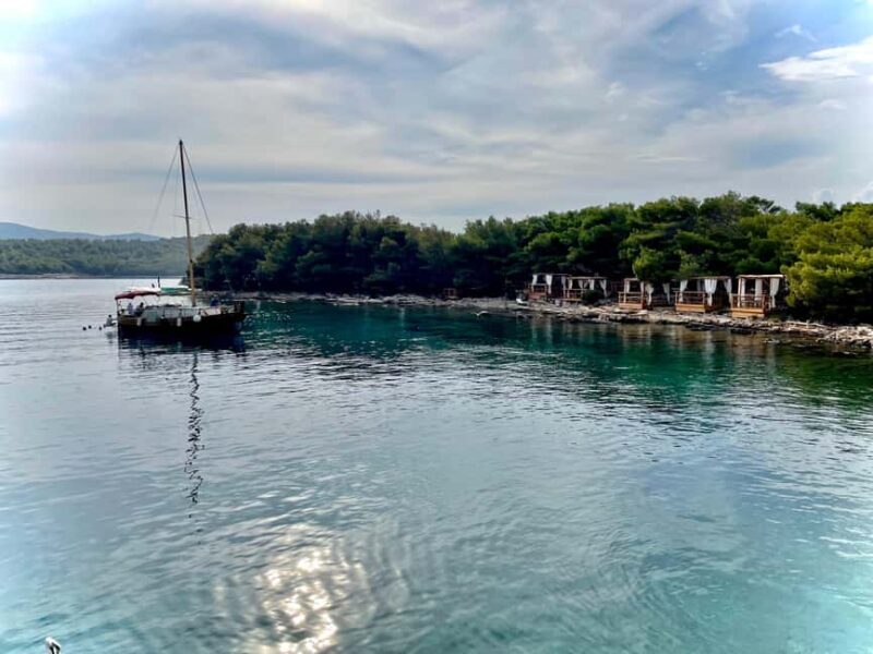 Speedboat to Hvar, Bra,Zeevo + Watersports - MPL Nautika - FAQs
