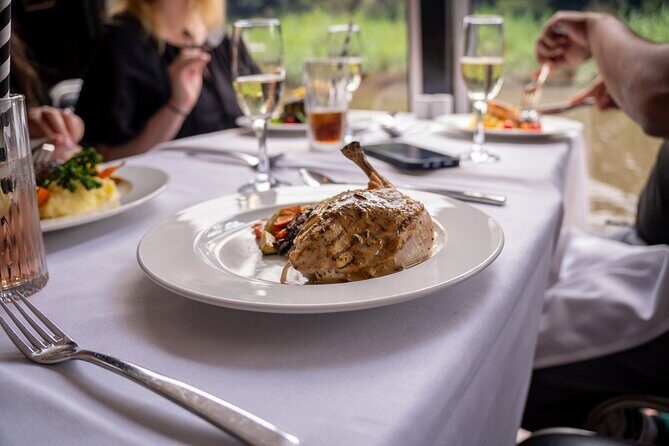 Spirit of Melbourne Lunch Cruise - What to Expect from the Spirit of Melbourne Lunch Cruise