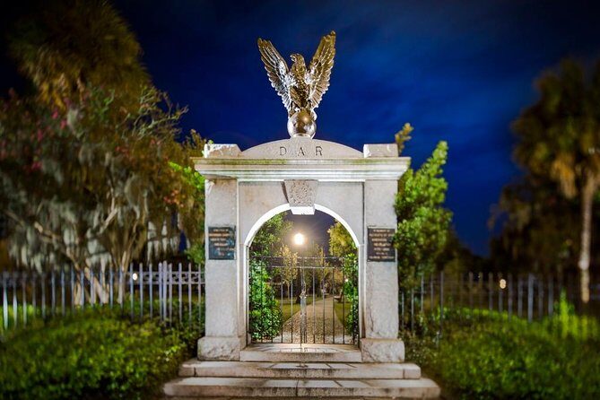 Spirits with Spirits Happy Hour Walking Bar Pub Crawl - Drinking and Socializing Along the Way