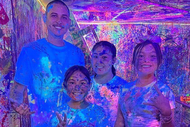 Splatter Art Paint Studio Experience in Hawaii - FAQ