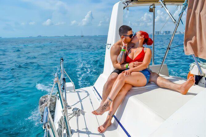 Splendid Isla Mujeres Catamaran: drinks and fun all day! - What to Expect from the Tour