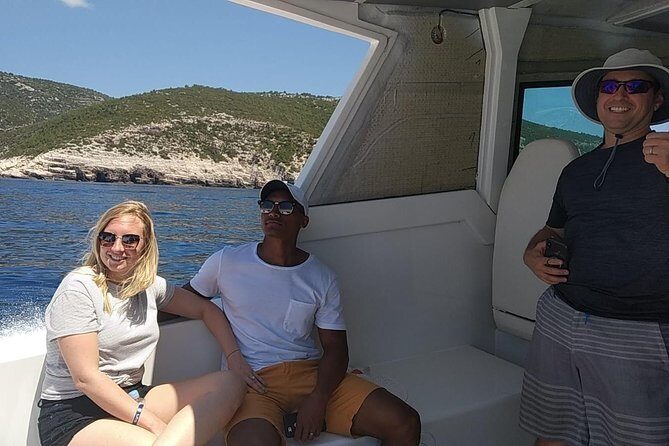 Split Airport to Hvar by Private Boat For 12 - FAQ