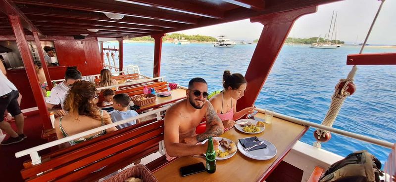 Split: 3 Island & Blue Lagoon Cruise with Lunch & Drinks - Snorkeling Gear and Floating Comfort: Easy Water Fun