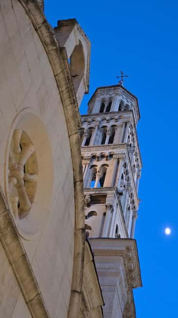 Split and Diocletian's Palace walking tour with a local guid - An In-Depth Look at the Tour
