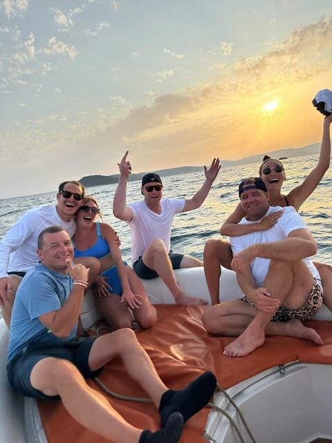 Split: Blue Lagoon & 3 Island Cruise with Snorkeling - Guides and Atmosphere