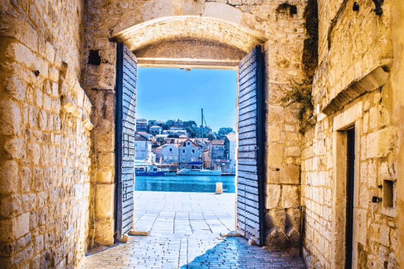 Split: Blue Lagoon & 3 Islands Speedboat Tour - Small group - FAQs