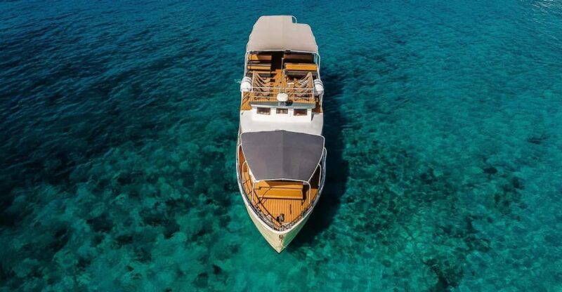 Split: Blue Lagoon and 3 Island Cruise with Food and Drinks - The Boat, Crew, and Overall Experience