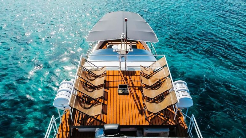 Split: Blue Lagoon and 3 Island Cruise with Food and Drinks - Drinks All Day: Unlimited Water, Lemonade, and Wine on Tap