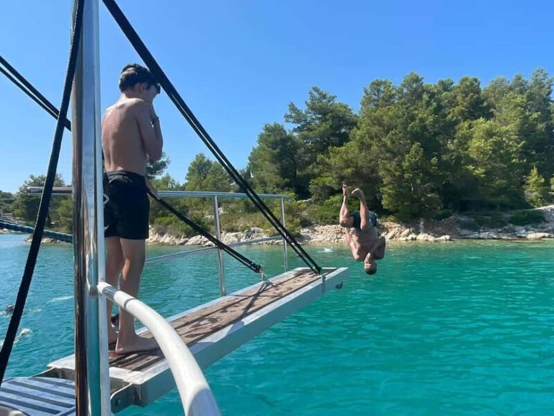 Split: Blue Lagoon and olta Boat Tour with Lunch and Drinks - An In-Depth Look at the Tour Experience