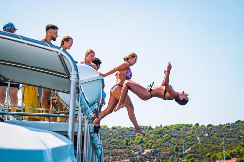 Split: Blue Lagoon,3 Islands, Big Slide, Mediterranean lunch - FAQ