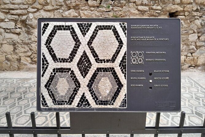 SPLIT-History Tour of Diocletian's Palace & Old Town with Daniela - Visiting the Cathedral of Saint Domnius