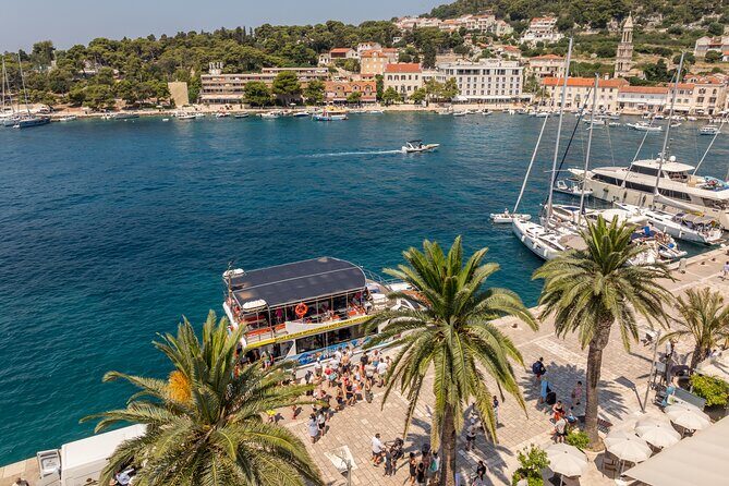 Split: Hvar, Bra, and Pakleni Cruise with Lunch and Drinks - Diving into the Itinerary