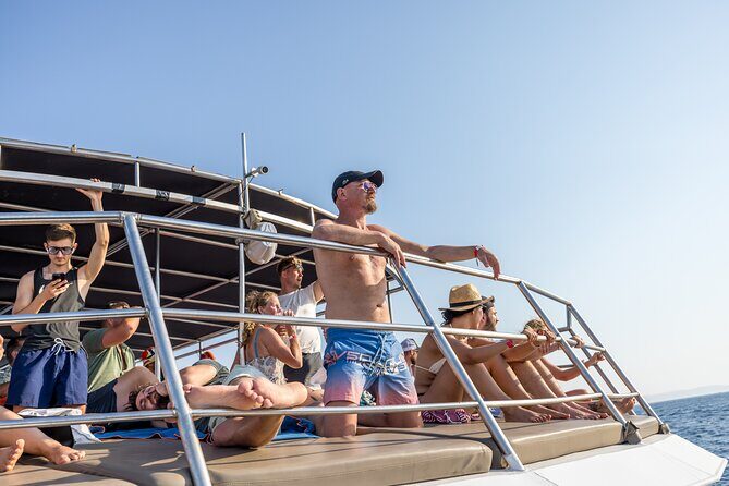 Split: Hvar, Bra, and Pakleni Cruise with Lunch and Drinks - Group Size and Logistics