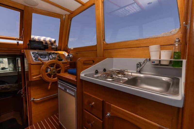 Split/Omi/Makarska: Full or half day boat tour with "Cvita" - FAQ