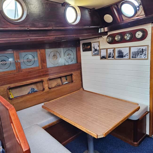 Split or Hvar: excursions on a famous Croatian sailing boat - Key Points