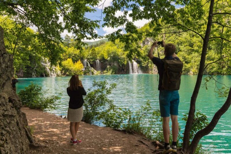 Split: Plitvice Lakes Guided Day Tour with Entry Tickets - FAQ