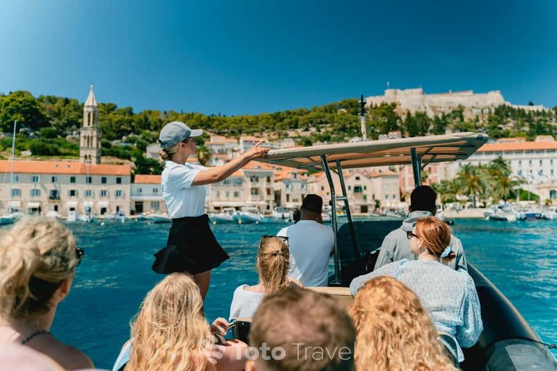 Split/Podstrana: Blue Cave, Hvar & 6 Islands Speedboat Trip - The Limestone Caves Photo Stop: Quick Scenic Wins