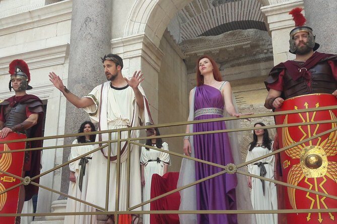 SPLIT-PREMIUM Emperor's Walking Tour for History Lovers + Museum - A Walk Through History: What to Expect on the Tour
