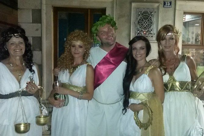 SPLIT-PREMIUM Emperor's Walking Tour for History Lovers + Museum - Timing tips: heat, pace, and comfort