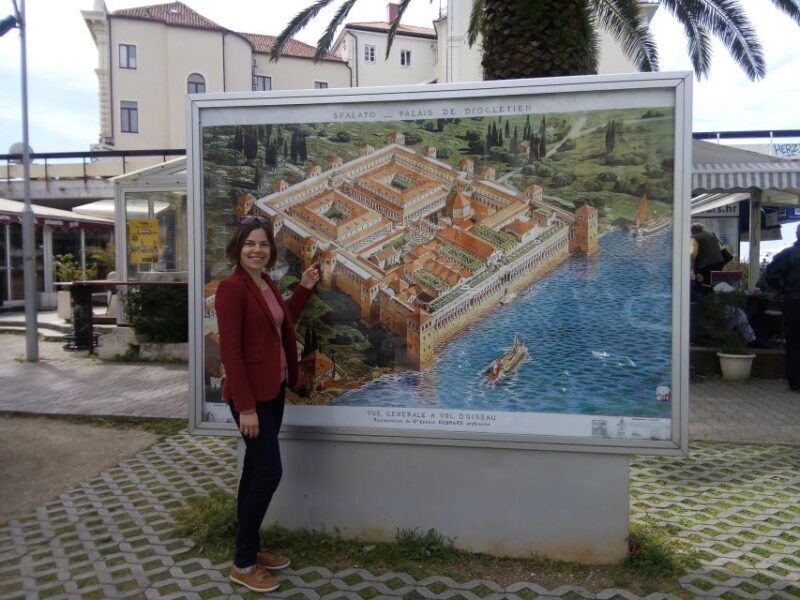 Split: Private Walking Tour in the Historical Town Center - Medieval and Venetian Heritage