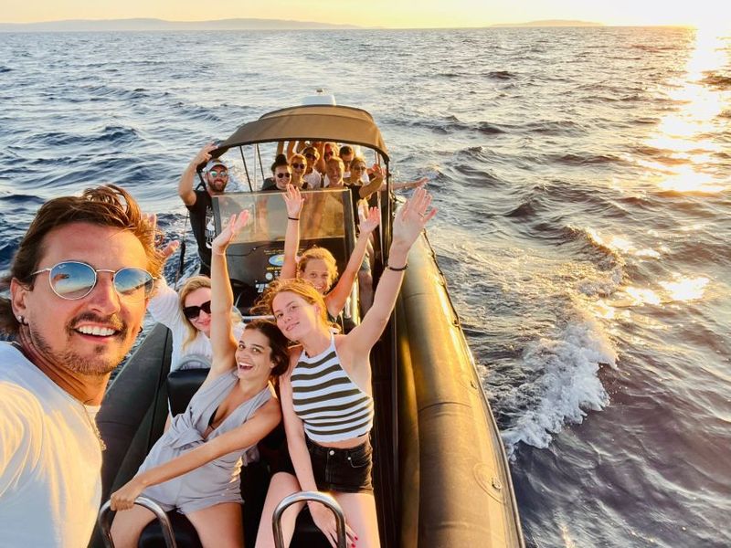 Split: Blue Lagoon & 3 Islands – Premium Speedboat Trip - Onboard Touches: Wind Jackets, Coolers, and the Wine Factor