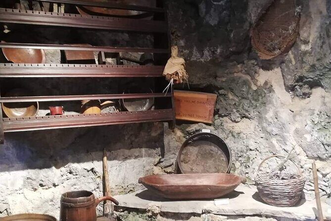 Split & Trogir: Krka Waterfalls & Swimming in Primoten - FAQ