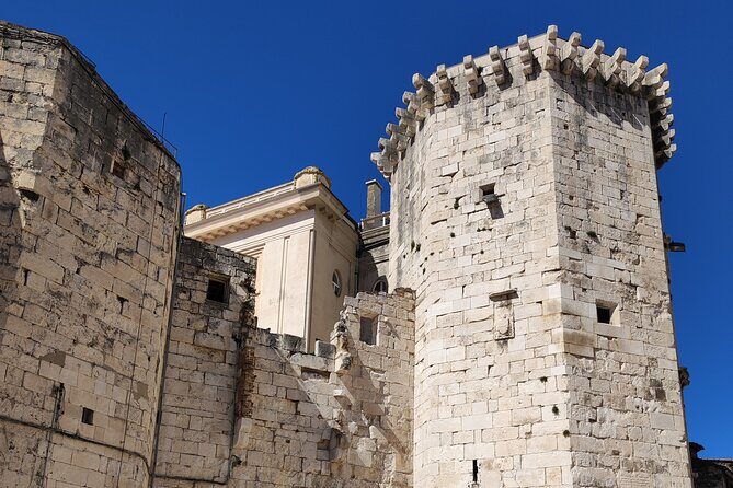 Split Walking Tour with a Licensed Local Guide - Who Should Consider This Tour?