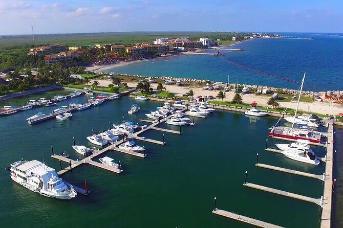 Sport Fishing at the Caribbean Sea. Enjoy an amazing time with friends & family - Key Points