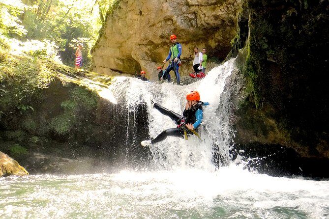 Sports Canyoning of Écouges bas in Vercors - Grenoble - A Deep Dive into the Écouges-Bas Canyoning Experience