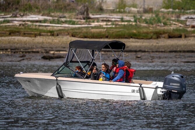 Squamish 4hr Rental 17ft Fiberglass Hourston with 70HP Engine - Final Thoughts: Who Is This Experience For?