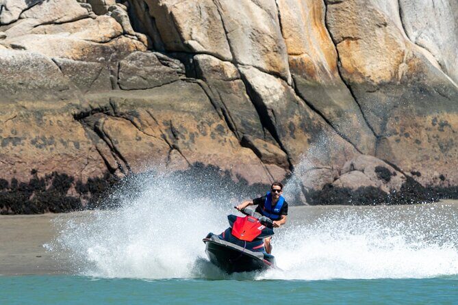 Squamish Yamaha Waverunner VX Deluxe Jet Ski Rental - Pricing and Value Considerations