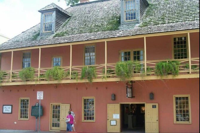 St. Augustine Hop-On Hop-Off Trolley Tour - What is the St. Augustine Hop-On Hop-Off Trolley Tour?