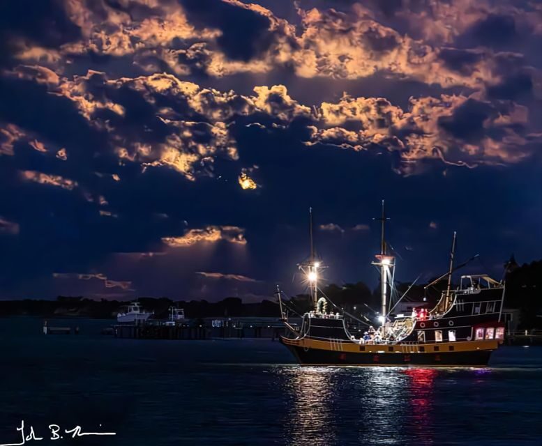 St. Augustine: The Black Raven Rum Runners Pirate Show (21+) - Setting Sail on a Pirate Adventure in St. Augustine
