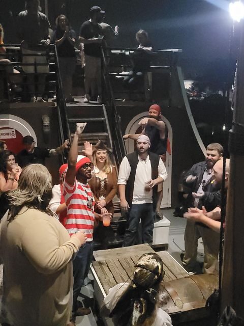 St. Augustine: The Black Raven Rum Runners Pirate Show (21+) - Drinks and Service